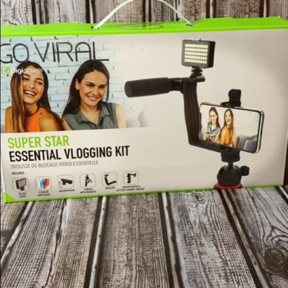 VLOGGING Kit Brand New Never Used